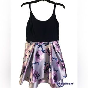 NWT Xtraordinary Short Jr dress Size 11.